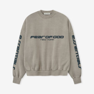 Essentials Heavy Fleece Cropped Relaxed Sweatshirt